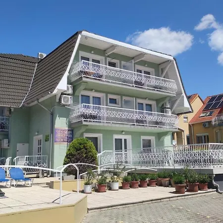 Green Guest house Balatonfured