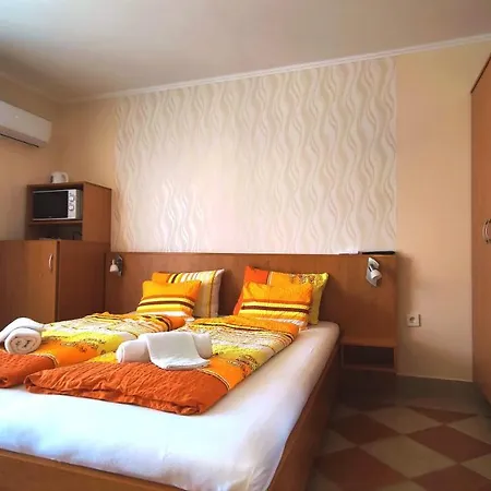 Green Vendégház 3*