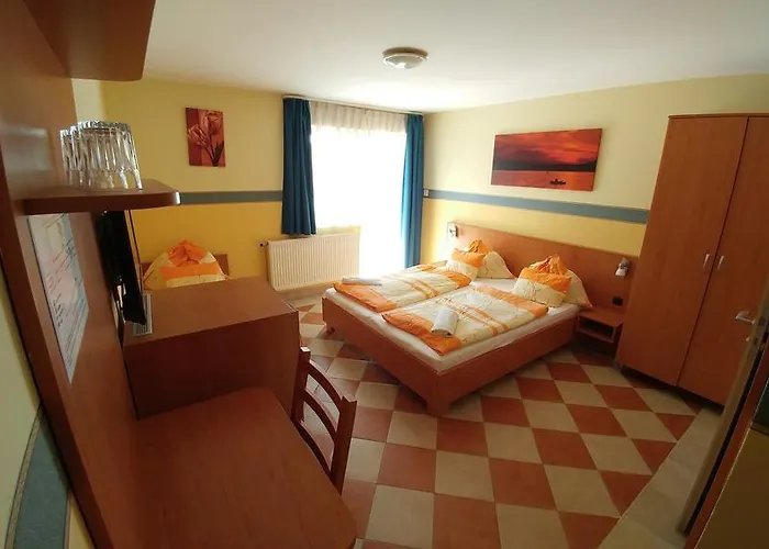 Green Гостевой дом 3*